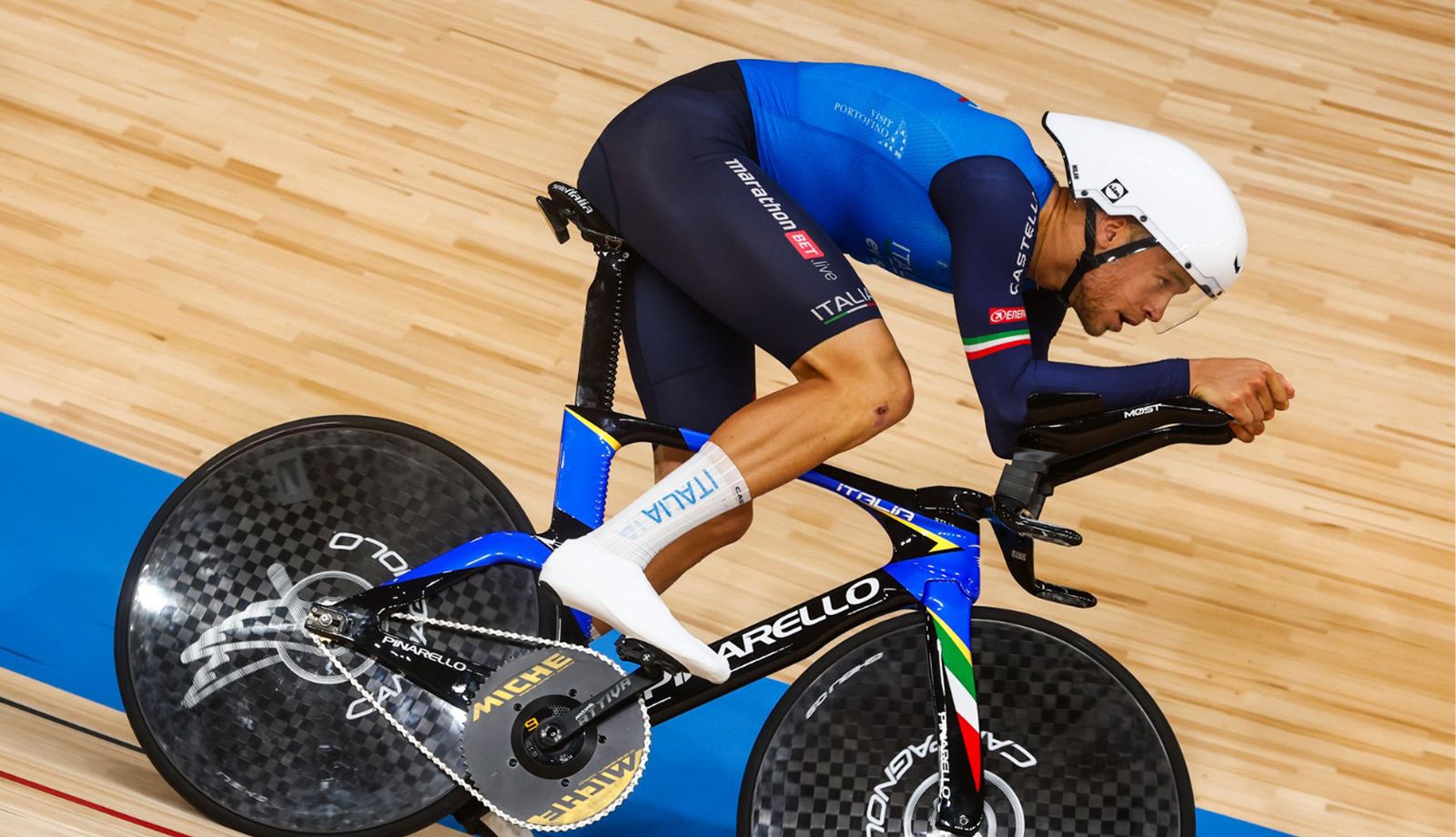 Jonathan Milan, oro y récord del Mundo en persecución individual