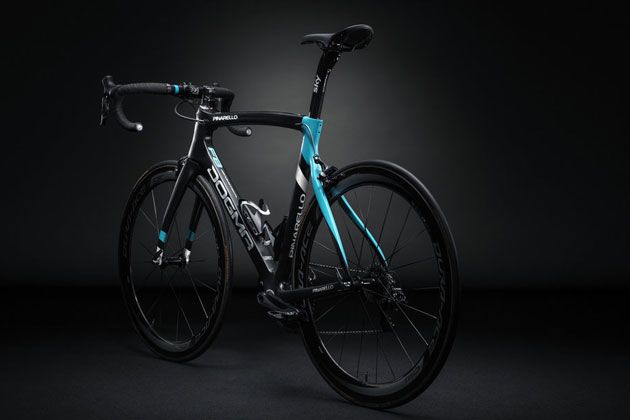 La nueva Pinarello Dogma F8 del Team Sky