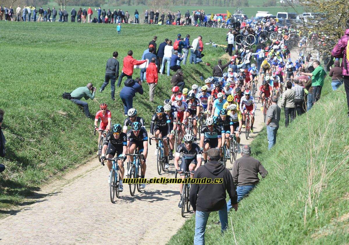 Mejores imágenes de la París-Roubaix 2015