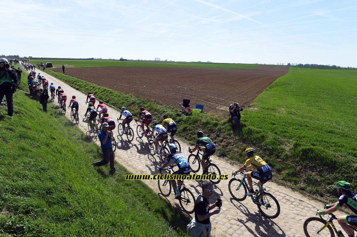 Mejores imágenes de la París-Roubaix 2015