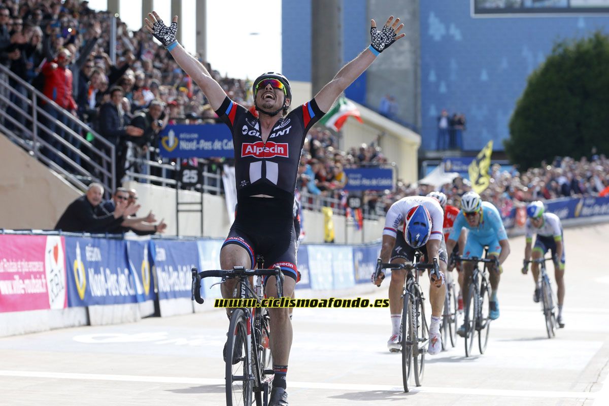 Mejores imágenes de la París-Roubaix 2015