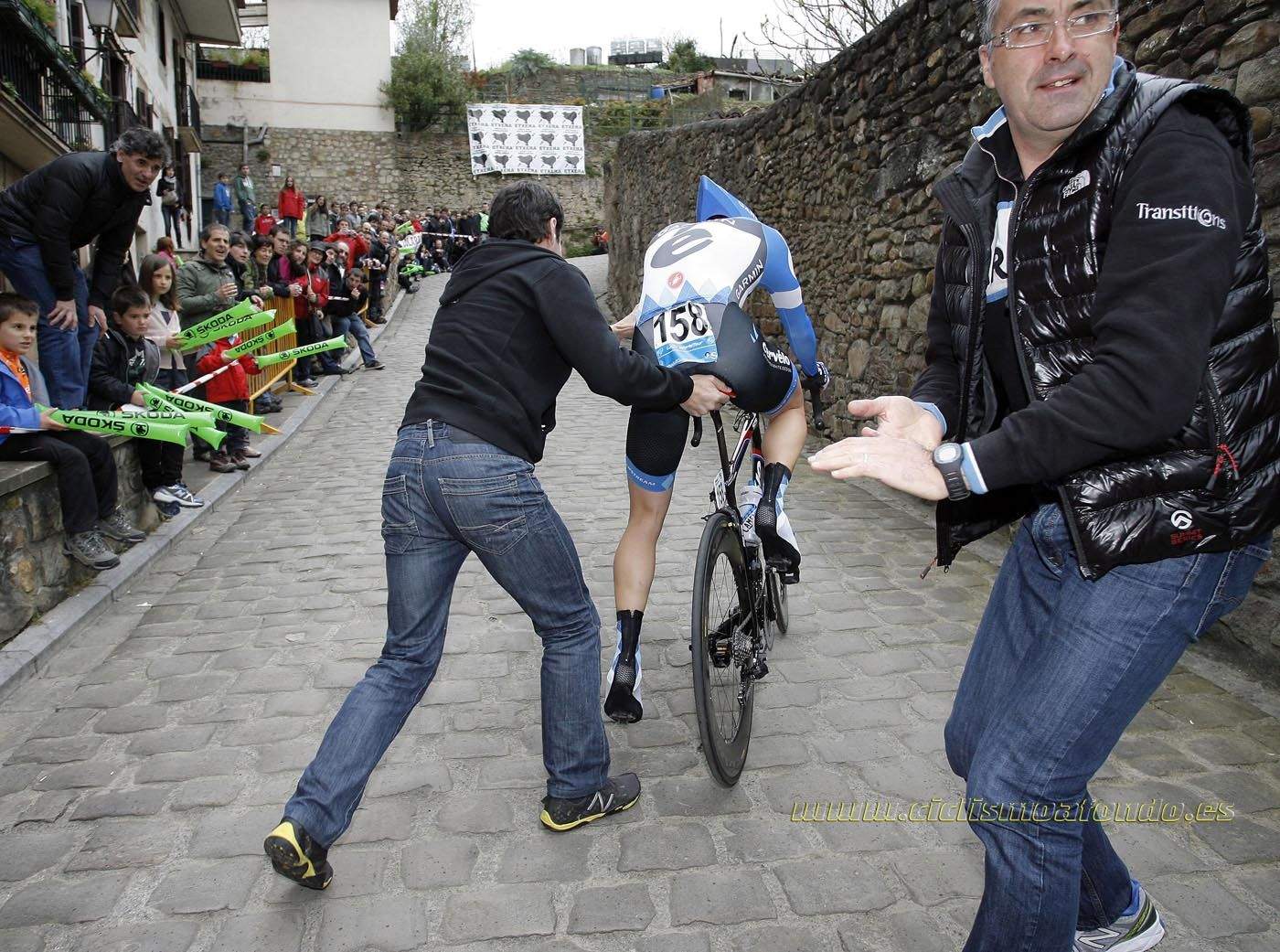 Los mecánicos profesionales del ciclismo