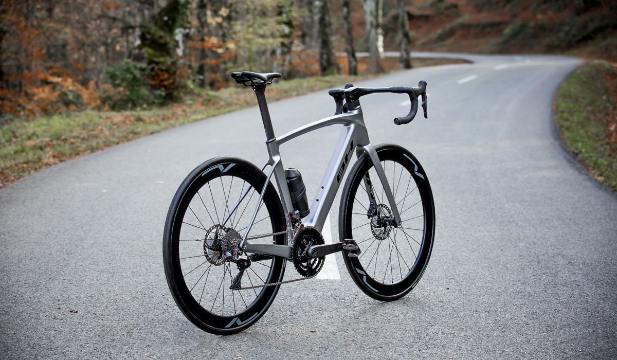BH Core Carbon: una eléctrica de carbono con 220 km de autonomía