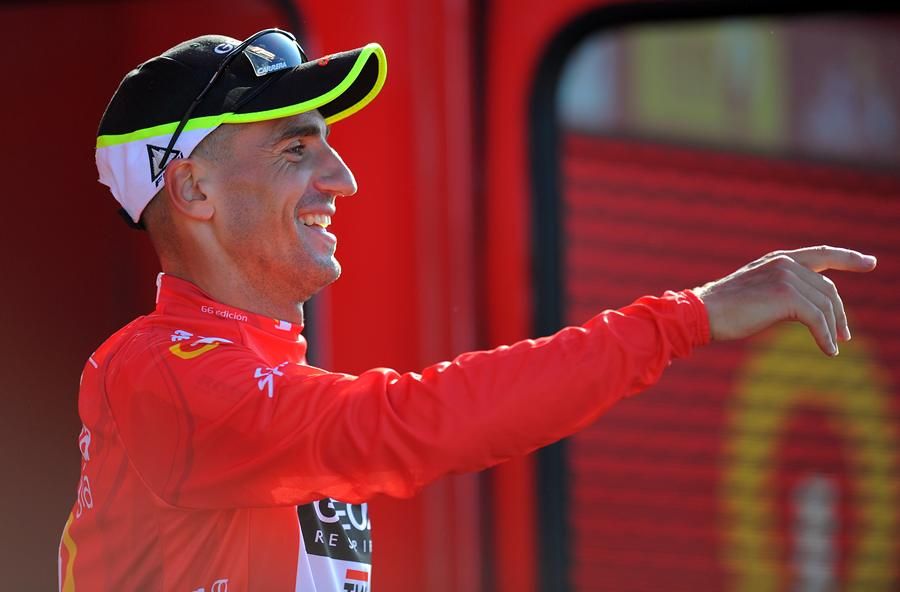la Vuelta 2011: Juanjo Cobo gana la Vuelta a España 2011