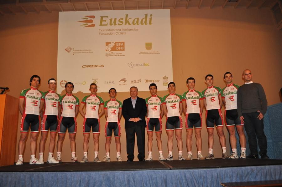 El equipo Euskadi ya rueda