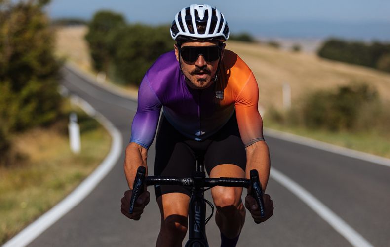 01 sportful bomber suit SS2021