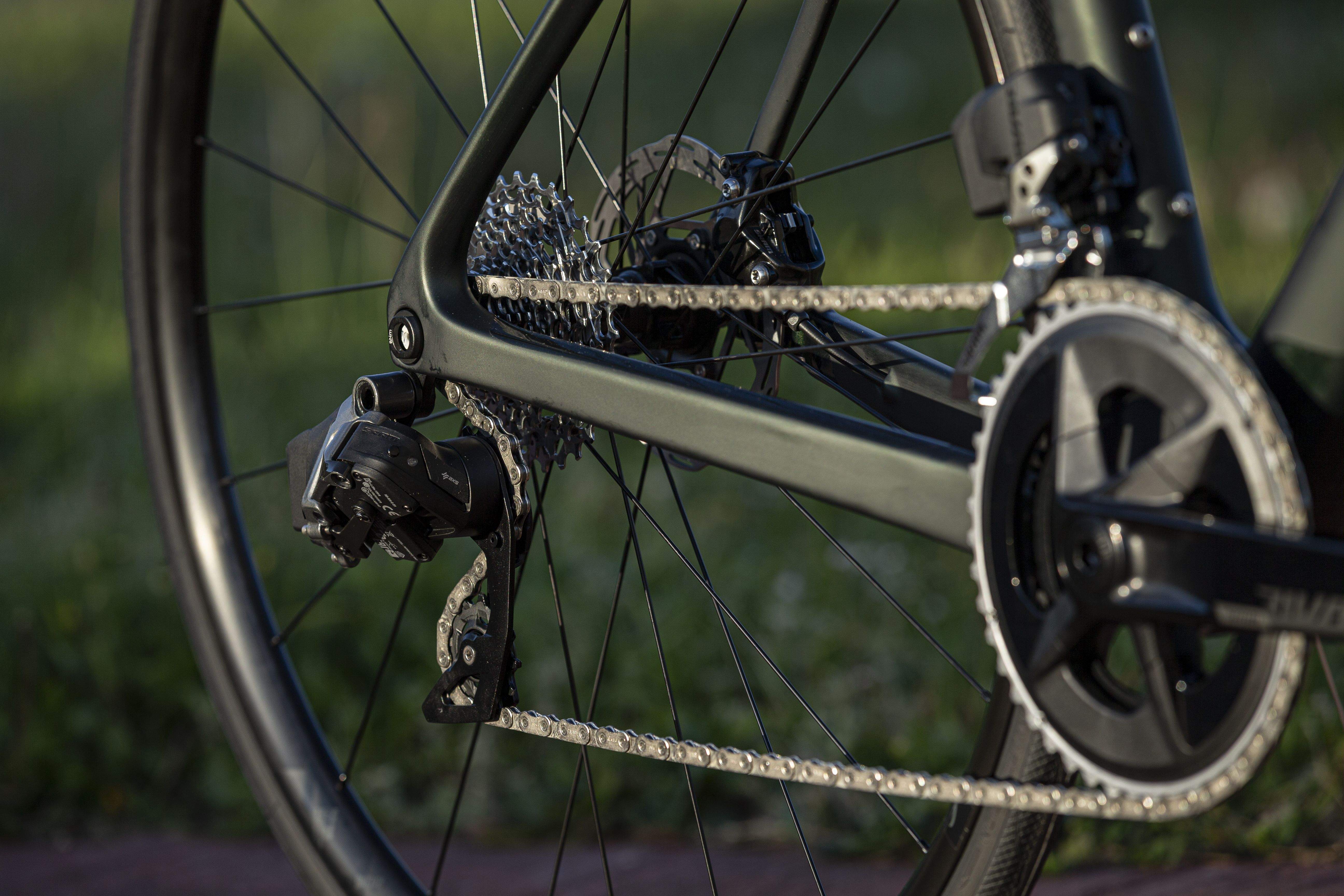 SRAM Rival eTap AXS SRAM Rival eTap AXS