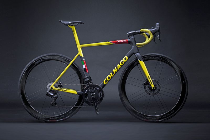 V3Rs TDF POGA   YELLOW   laterale   fondo nero