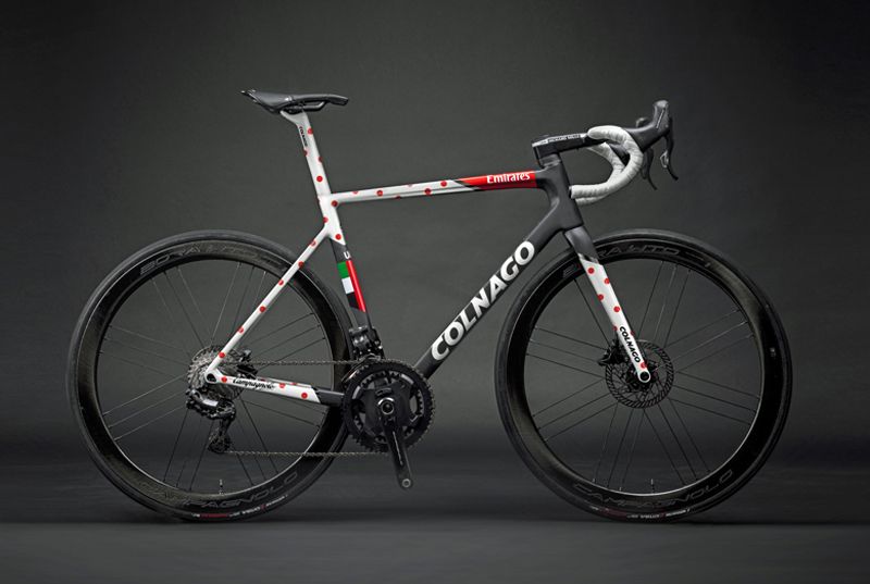 V3Rs TDF POGA   POIS   laterale   fondo nero