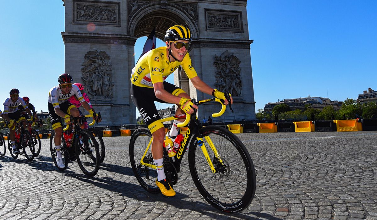 Colnago presenta la colección V3Rs, con tres diseños inspiradas en los éxitos de Pogacar. Foto: Bettini Photo