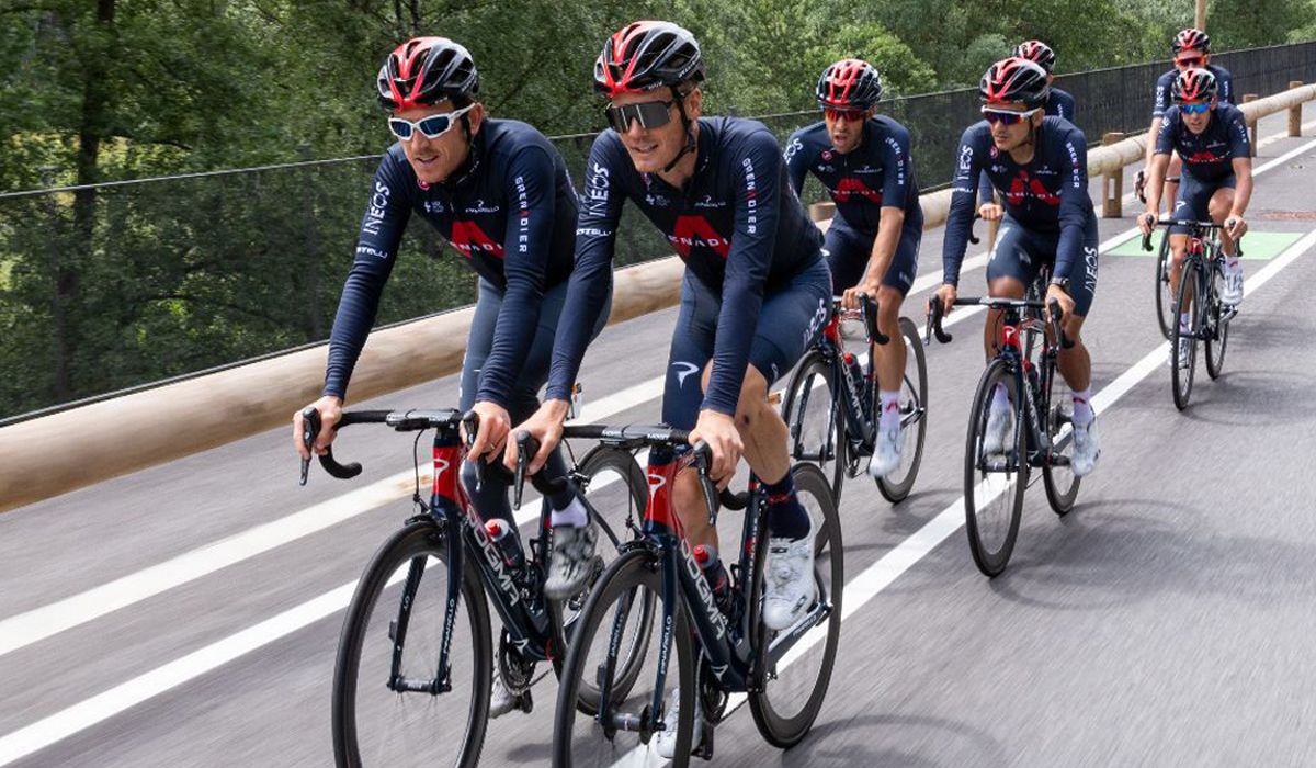 INEOS Grenadiers competirá con prendas Bioracer a partir de 2022 INEOS Grenadiers competirá con prendas Bioracer a partir de 2022