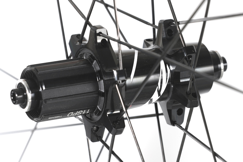 Ruedas Zipp 303 Firecrest Carbon Clincher (Prueba) Ruedas Zipp 303 Firecrest Carbon Clincher (Prueba)