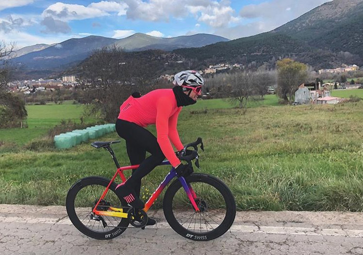Aleix Espargaró deja Moto GP por el ciclismo profesional: de Aprilia a Movistar Aleix Espargaró deja Moto GP por el ciclismo profesional: de Aprilia a Movistar