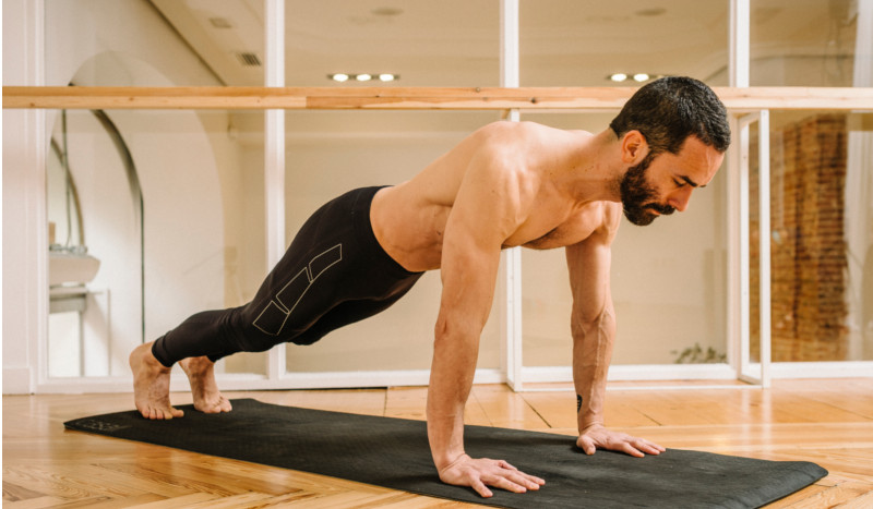 Rutina para tonificar los abdominales con yoga | Yoga para deportistas