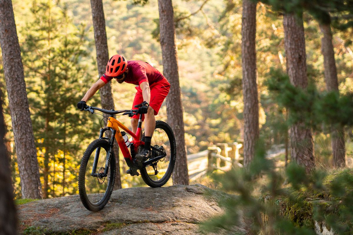 Accion Trek Top Fuel (33)