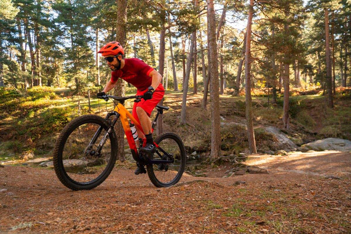 Accion Trek Top Fuel (31)
