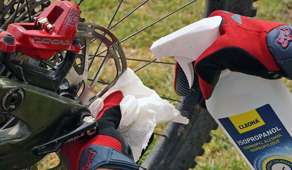 5cb776e30ce694553a8b49a0 nunca le hagas esto a los frenos de tu bici 5cb776e30ce694553a8b49a0 nunca le hagas esto a los frenos de tu bici