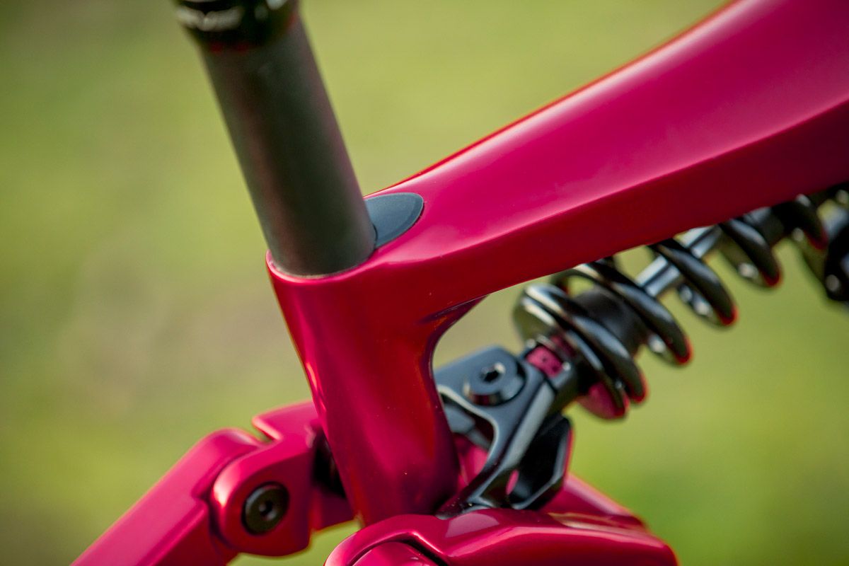 Nueva BH AtomX Carbon. Líneas impecables (13)