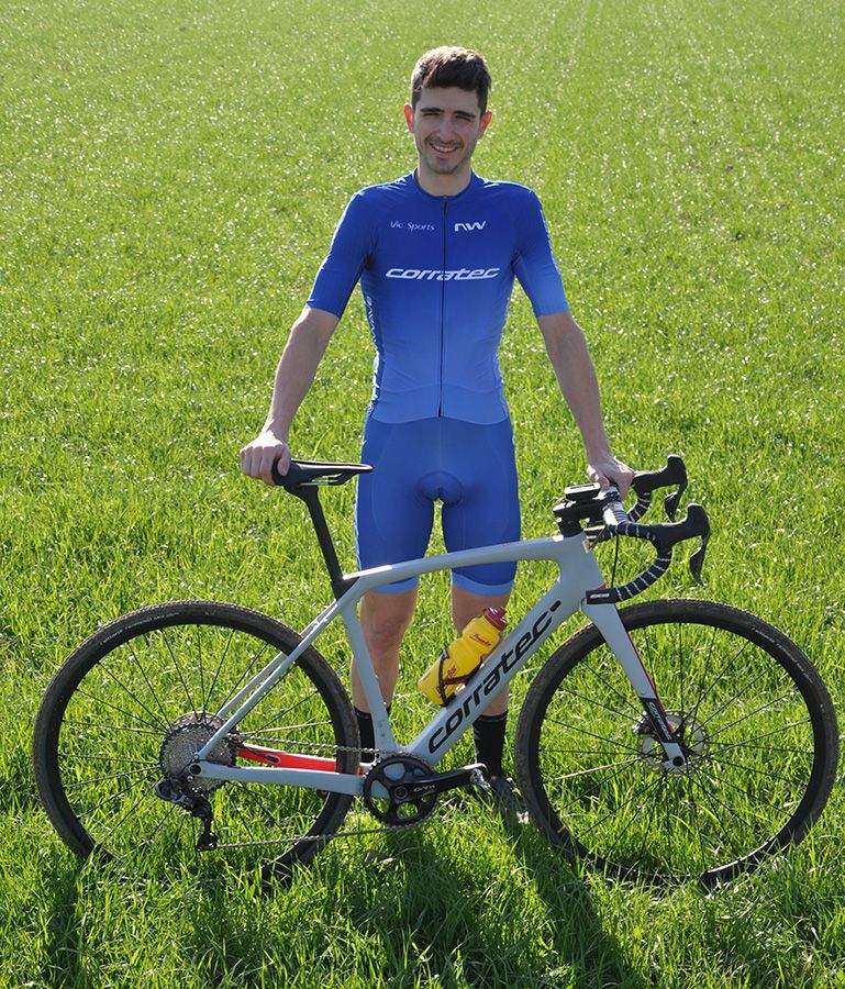 Xavi Ariza ficha por el Corratec Vic Sports Team  (2)