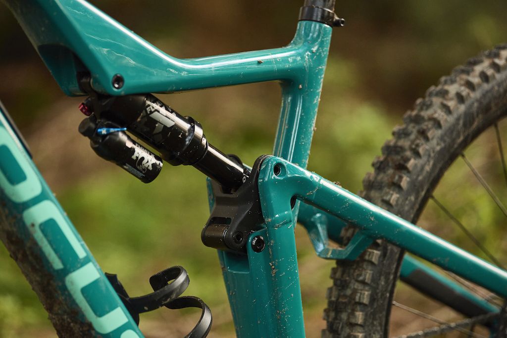 FOCUS JAM CARBONUS MY22 MTB JAM 8 9 Shock 2972 copia