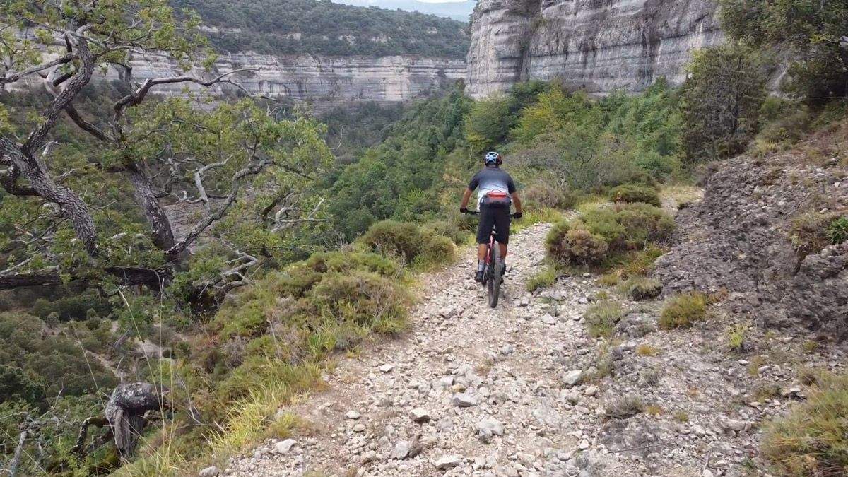 Ruta para e MTB con GPS Canales del Dulla Puentedey  (101)