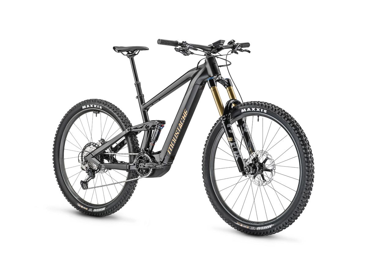 Moustache SA29FG1  220 Samedi 29 Game 11 front drivetrain view studio