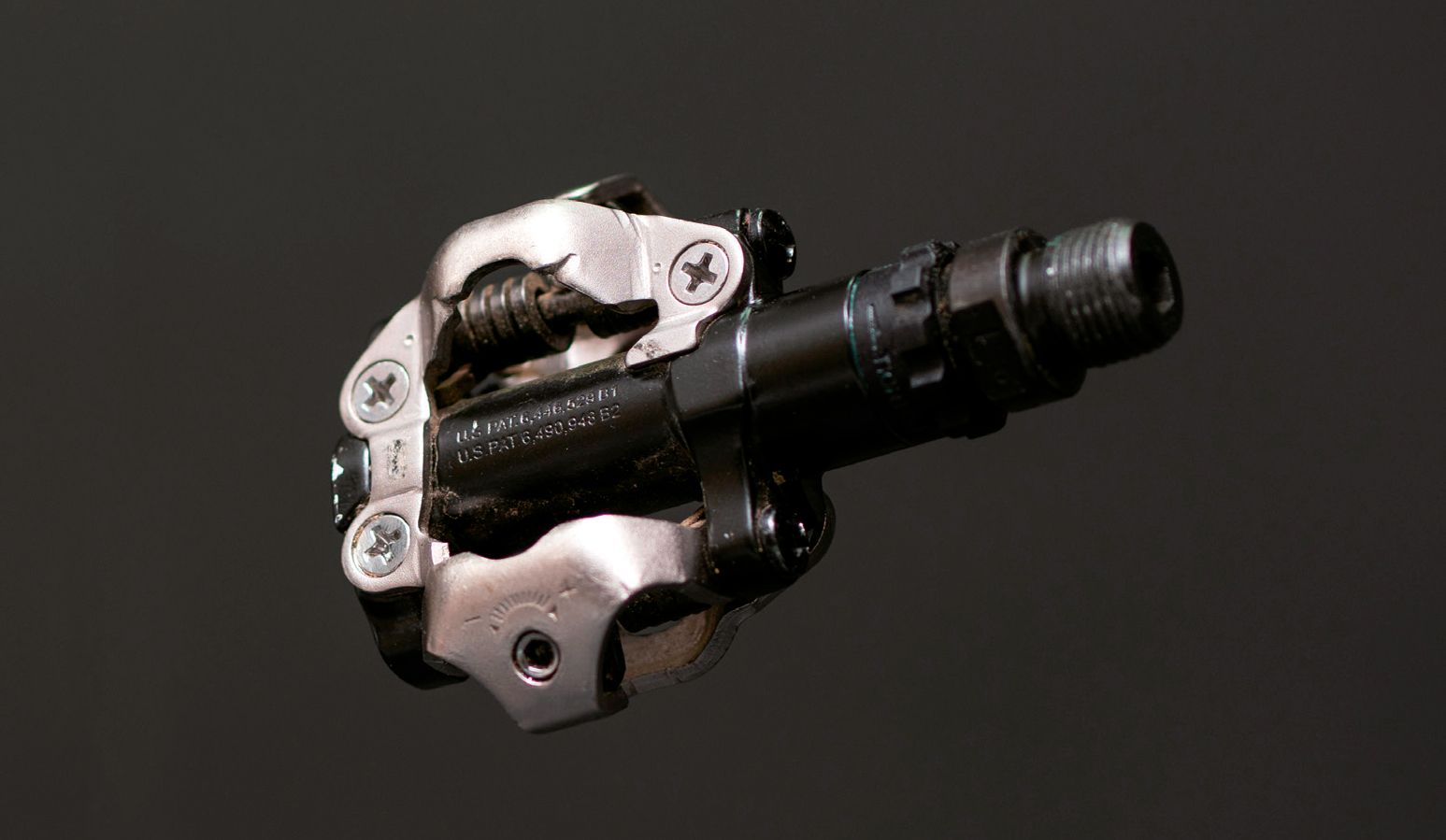 Pedales Shimano. mantenimiento y ajuste de holgura
