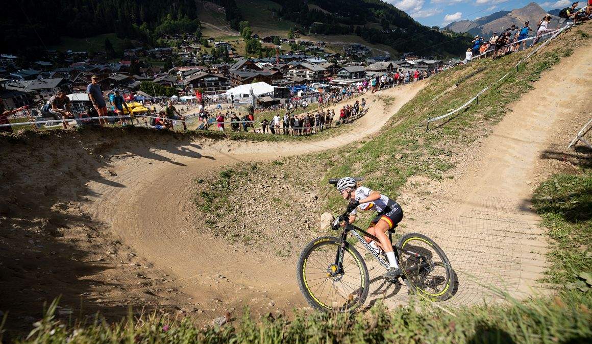 La RFEC, CSD y equipos se reúnen para planificar la temporada XCO 2023