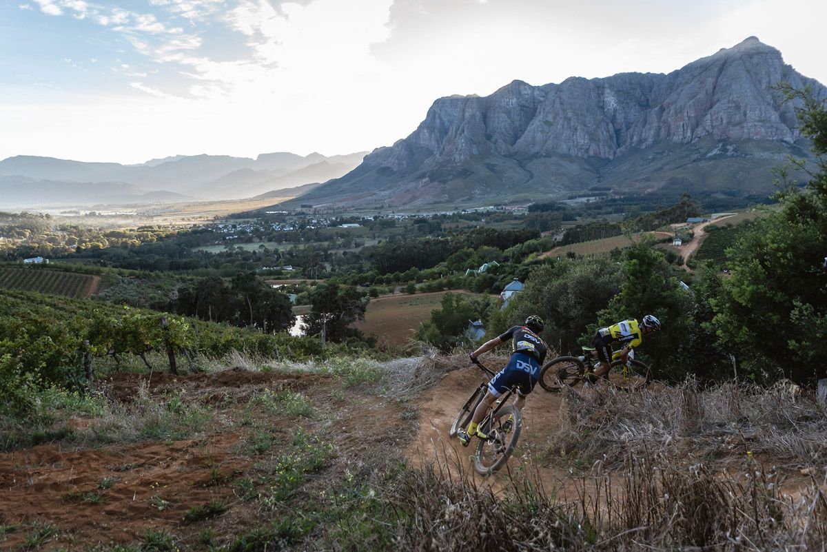 La Absa Cape Epic de 2023 promete llevar a todos los equipos hasta el límite