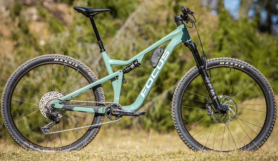 Bicis ruteras desde 2.999€ Focus Thron 6.9 Bicis ruteras desde 2.999€ Focus Thron 6.9