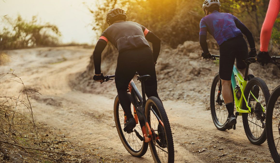 Cómo hay que calentar para el ciclismo. Claves para hacerlo bien Cómo hay que calentar para el ciclismo. Claves para hacerlo bien