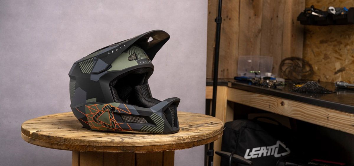 Leatt casco