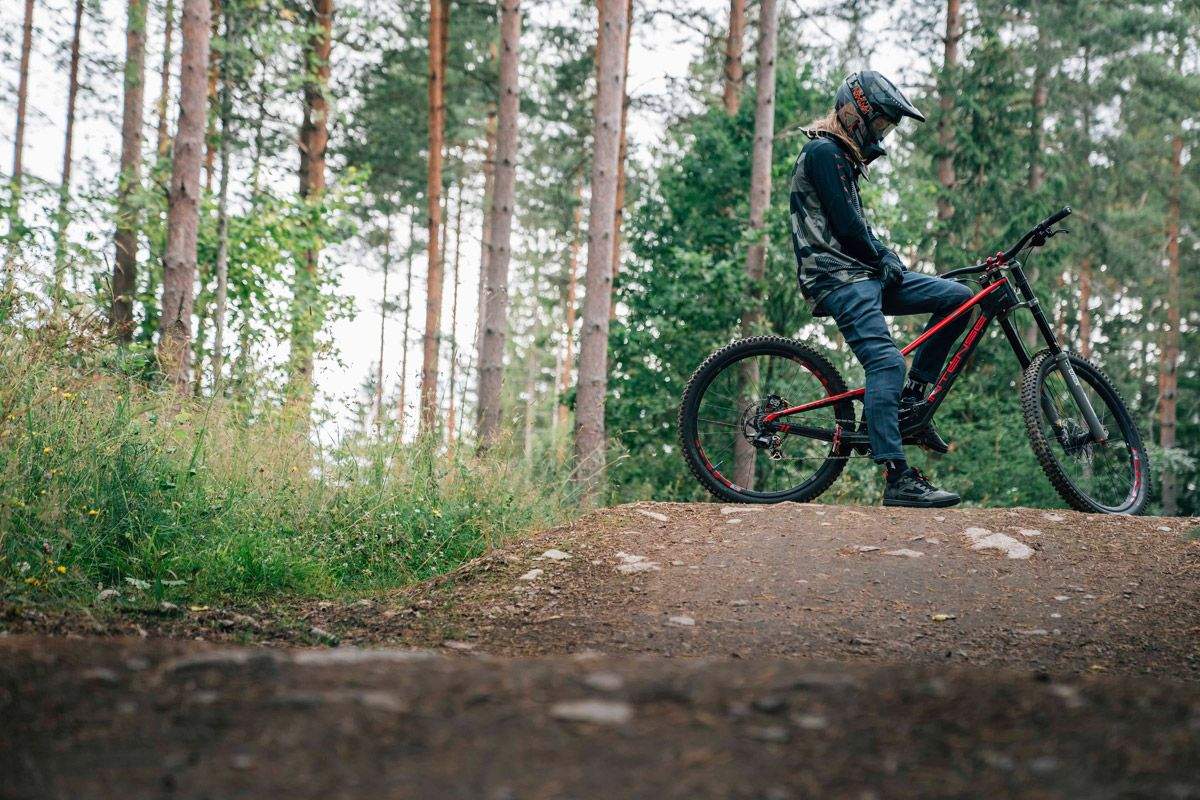 Novedades en la gama Gravity de Leatt (65)