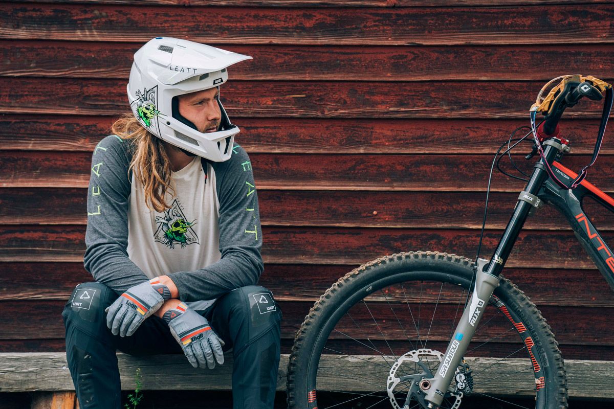 Novedades en la gama Gravity de Leatt (59)
