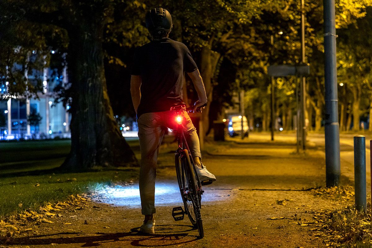 Seguridad nocturna.Todo lo que debes saber sobre la iluminación para bicicletas (21)
