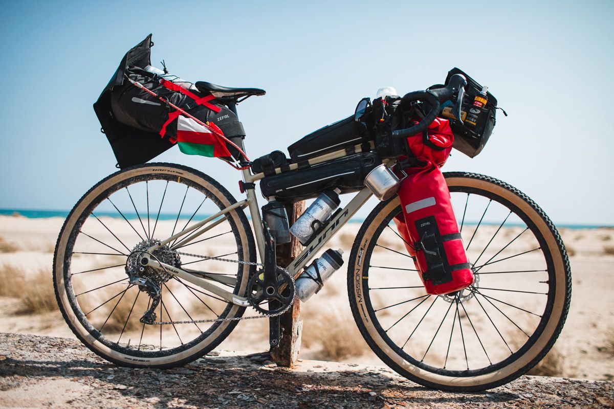 Nuevo Kit Zefal Z Adventure de bolsa para horquilla (6)