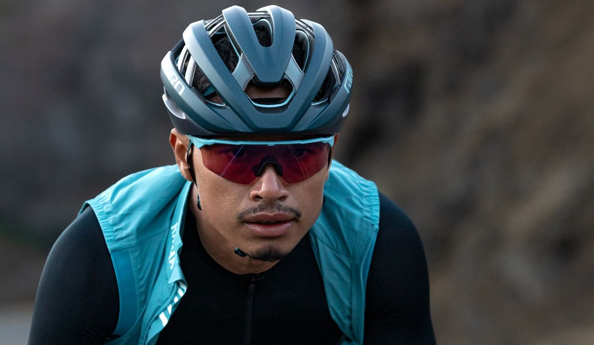 Giro presenta el nuevo casco Aries Spherical para XC y carretera