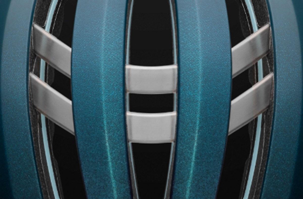 Giro presenta el nuevo casco Aries Spherical para XC detalle 2