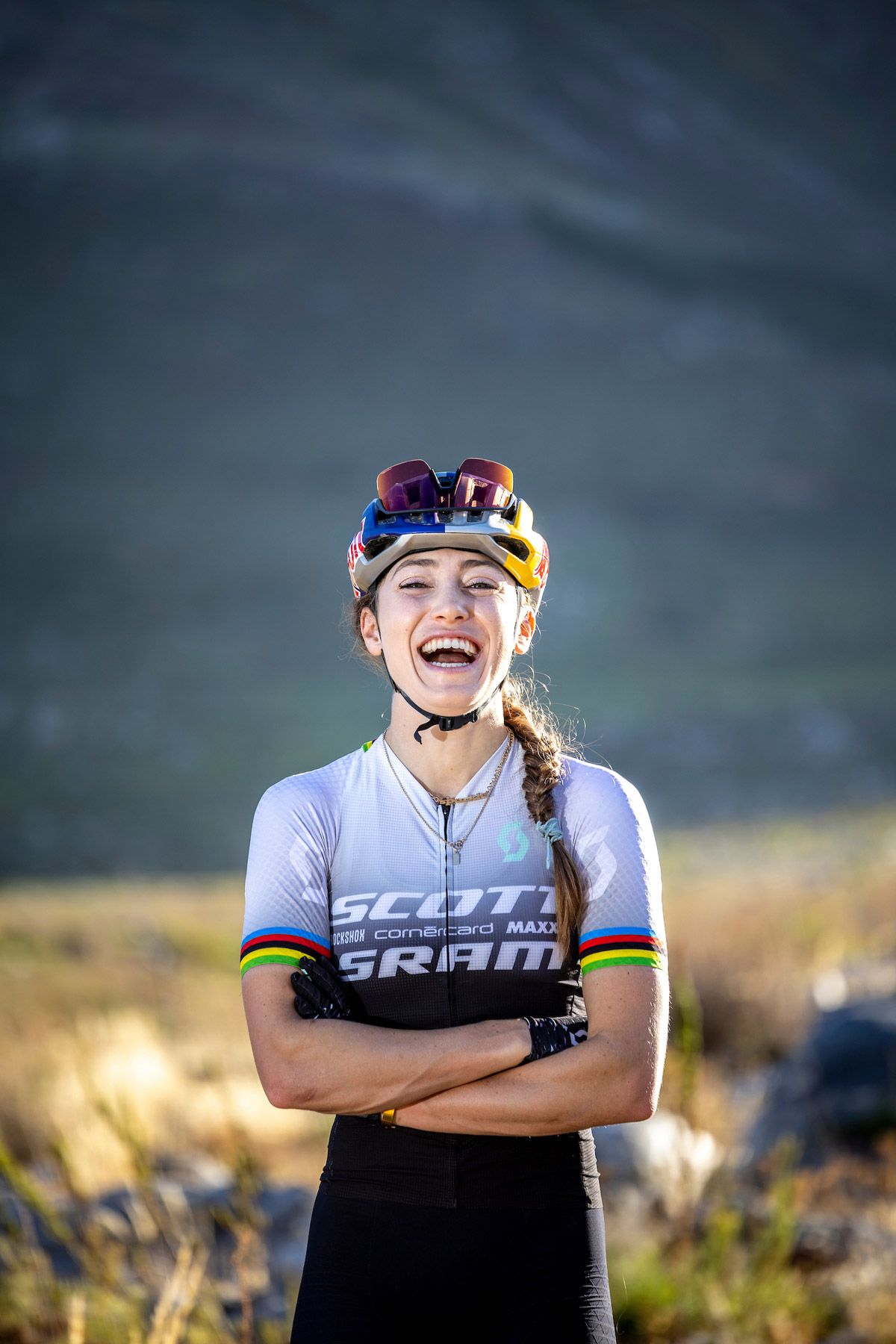 Así son los tres kits de ropa que van a tener en el Scott SRAM (12)