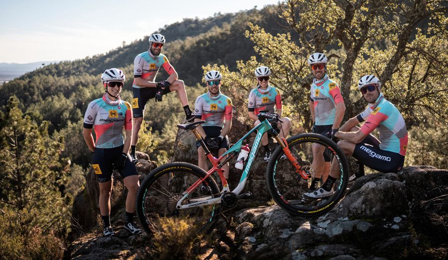 Castelli, nuevo aliado del Buff Megamo Team