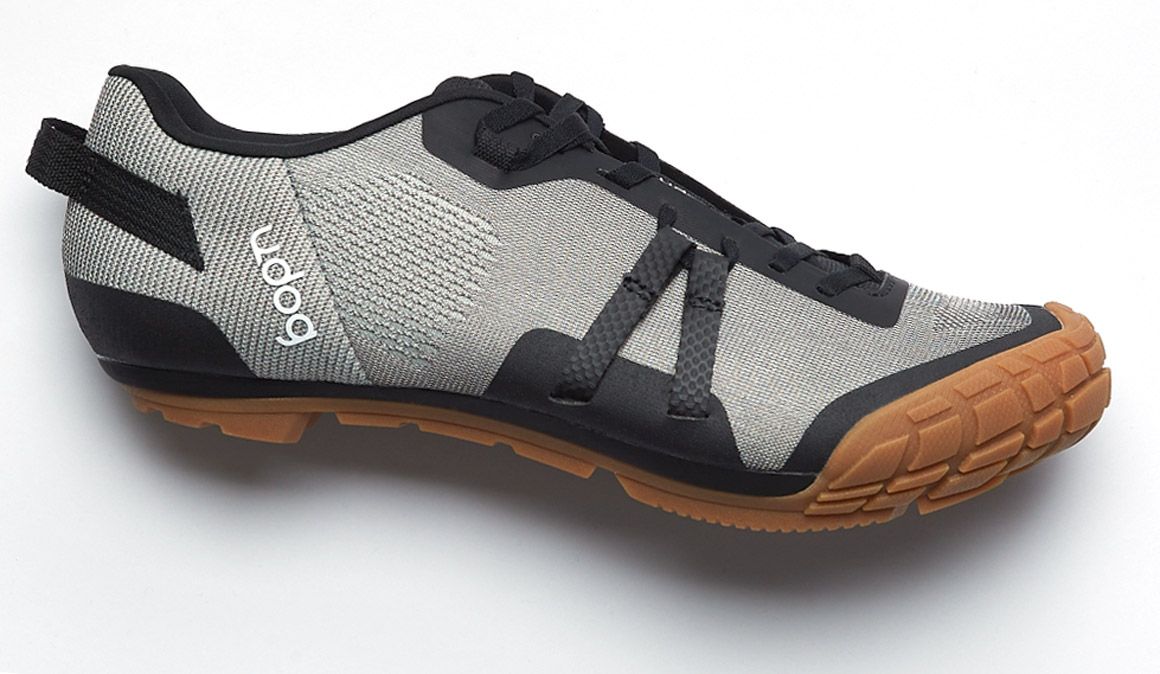 Udog presenta las zapatillas de gravel Distanza modelo Distanza