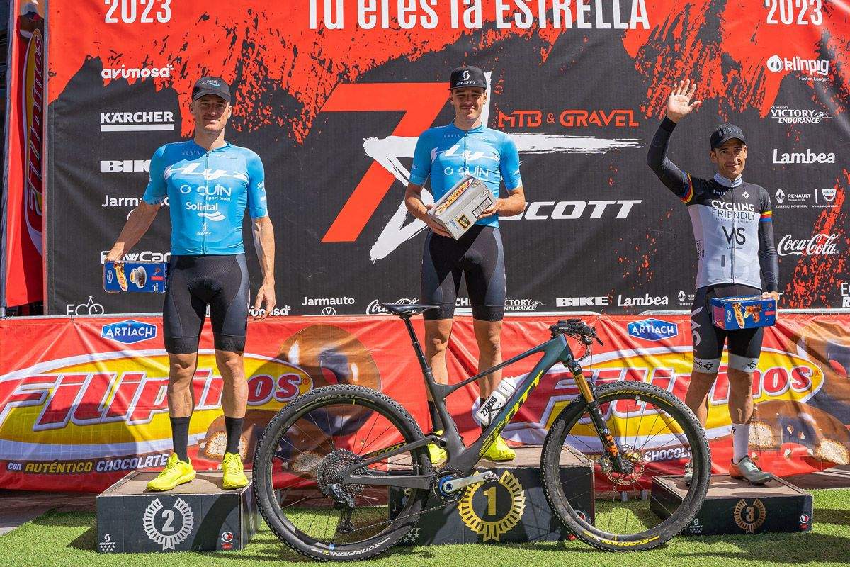 Gonzalo Sánchez y Nadia Lozano, vencedores en la Ruta de las Torres podium absoluto