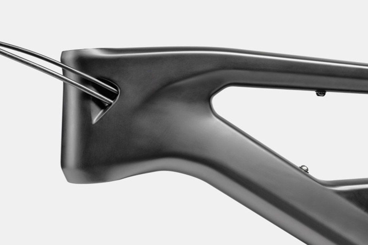 C23 Habit Carbon LT Tech 0011