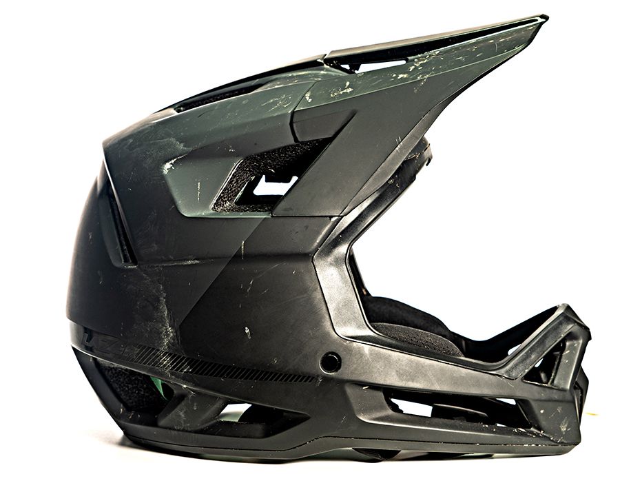 Casco Lazer Cage Kineticore 3 Casco Lazer Cage Kineticore 3