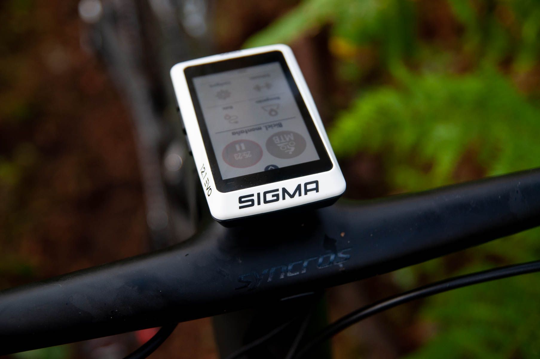 Sigma Rox 12.1 (44)