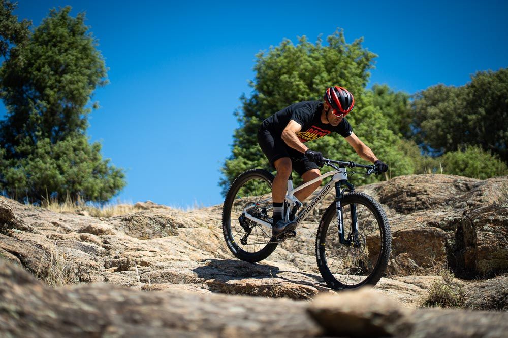Buscando los límites de la nueva RockShox SID Buscando los límites de la nueva RockShox SID
