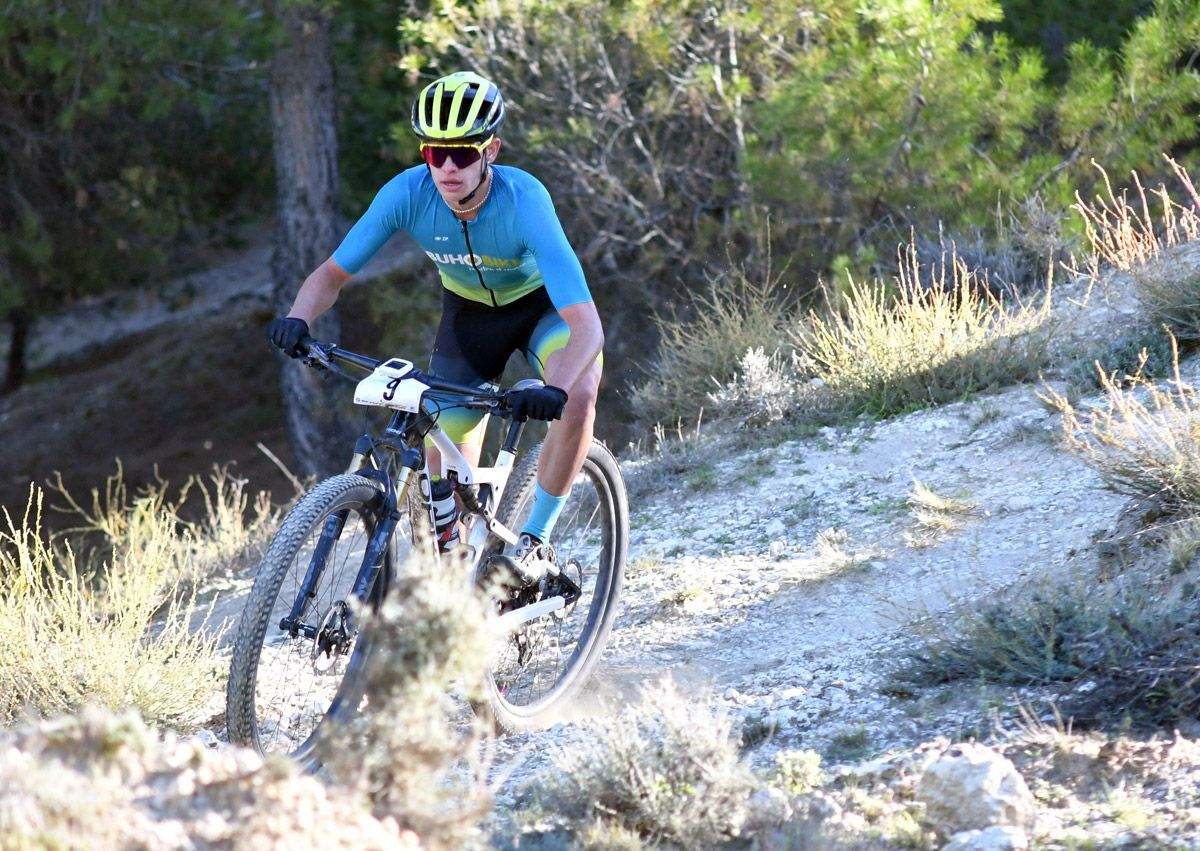 El junior Alejandro Fernández finalizó segundo absoluto