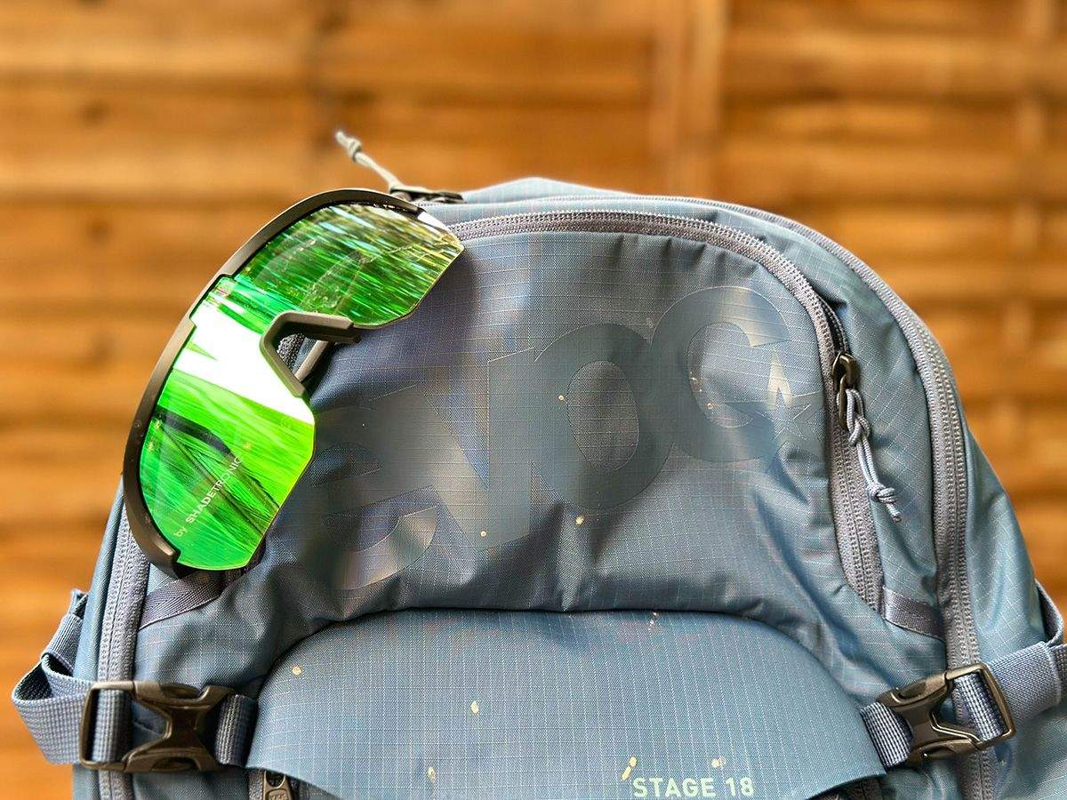 Mochila Evoc Stage 18L (1) Mochila Evoc Stage 18L (1)