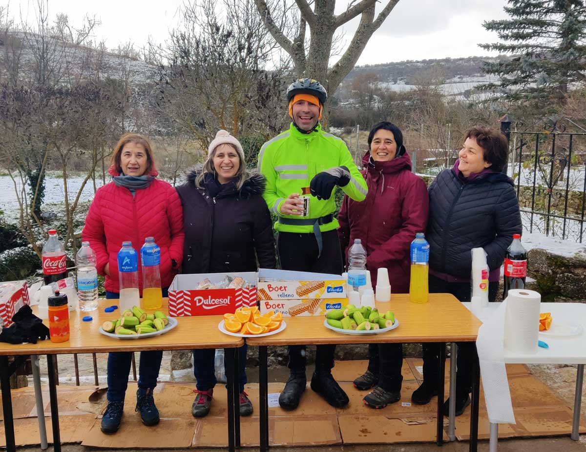 Desafío de Helios - Chocolate con bizcochos y sonrisas en Torrelara