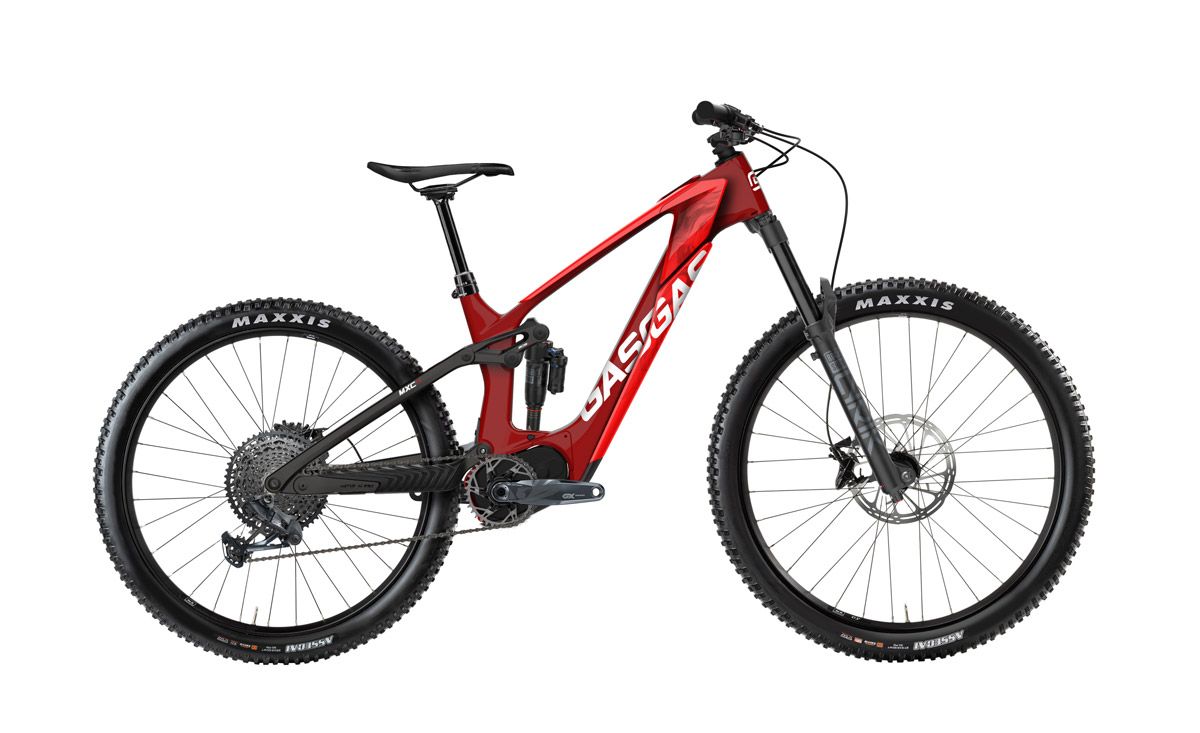 GasGas presenta la nueva MXC. Carbono, SRAM Powertrain y suspensiones DVO (16)